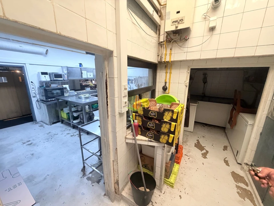 Prédio para Venda em Buarcos Foto 13