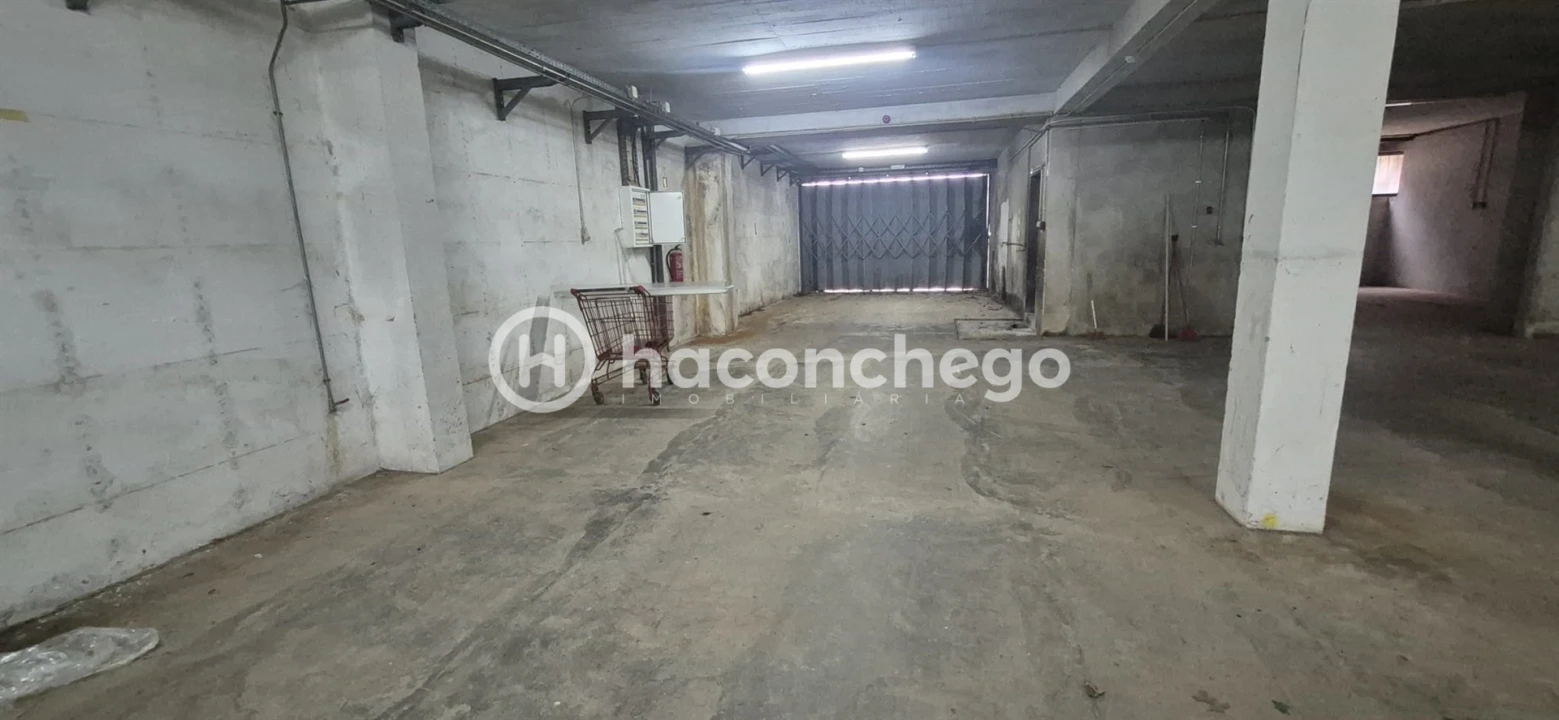 Armazém para Arrendamento em Pousa Foto 14