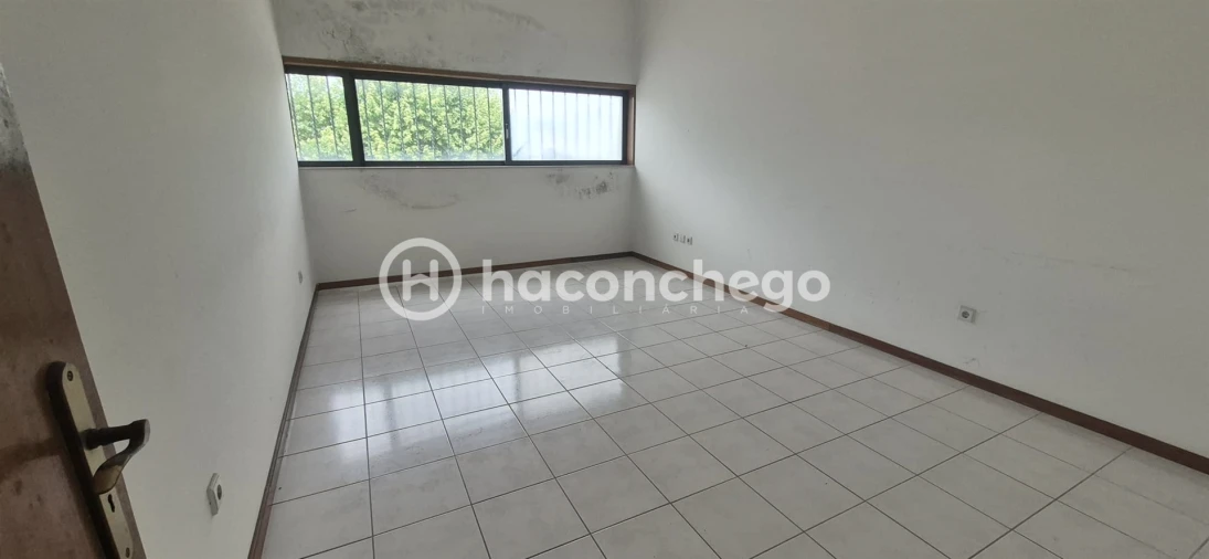 Armazém para Arrendamento em Pousa Foto 18