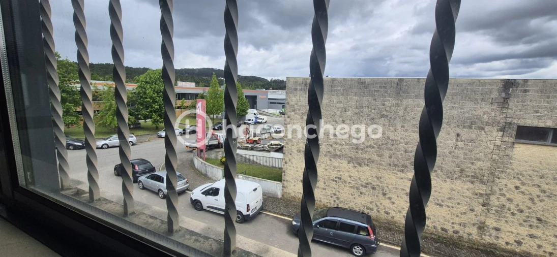 Armazém para Arrendamento em Pousa Foto 20