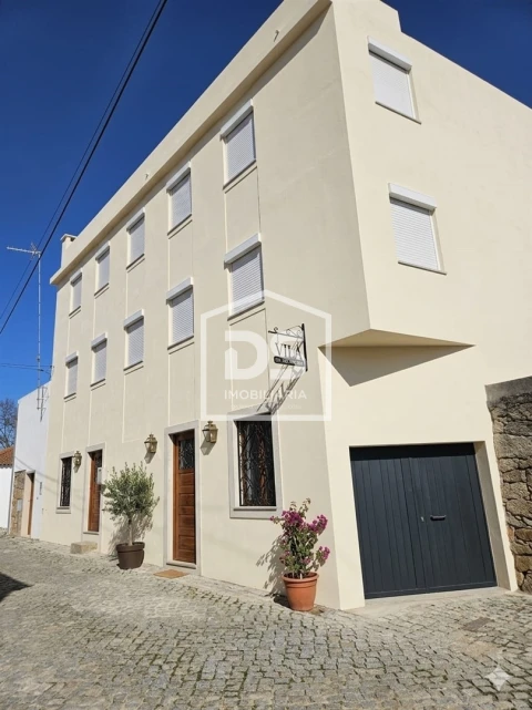 Moradia T5 para Venda em Lajeosa do Mondego