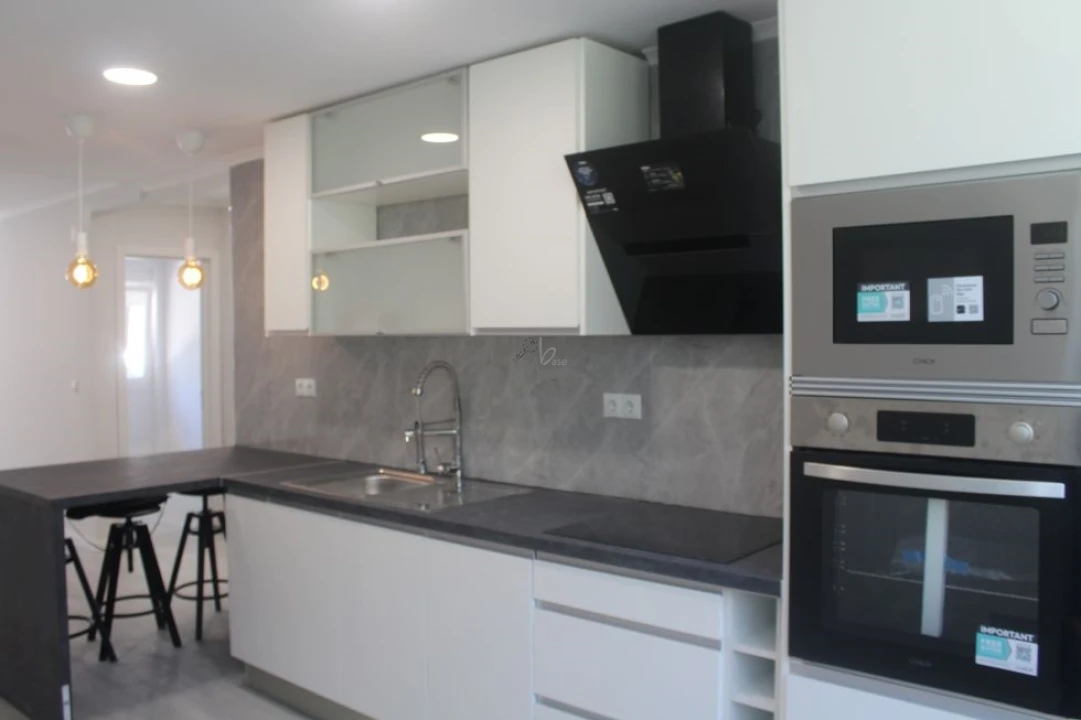 Apartamento T2 para Venda em Benfica Foto 14