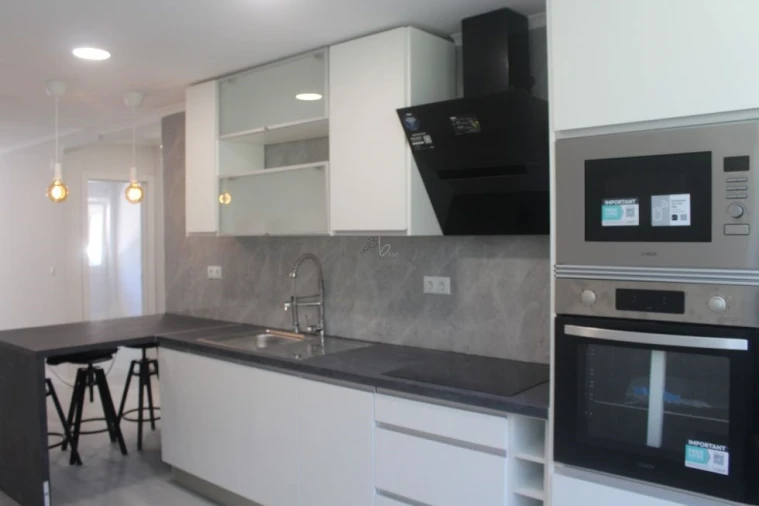 Apartamento T2 para Venda em Benfica Foto 14