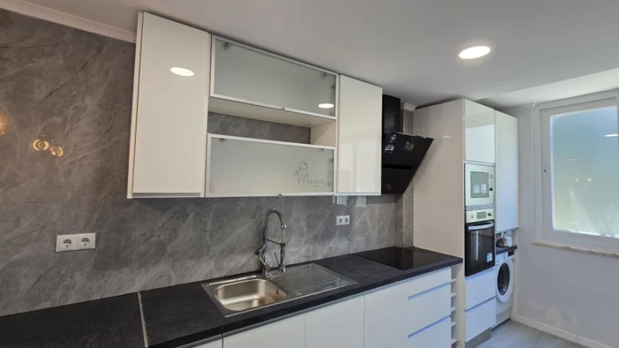 Apartamento T2 para Venda em Benfica Foto 13