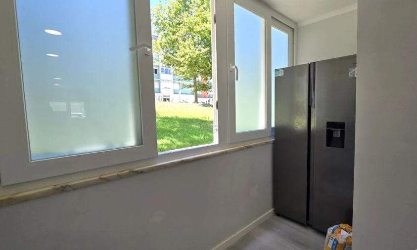 Apartamento T2 para Venda em Benfica Foto 7