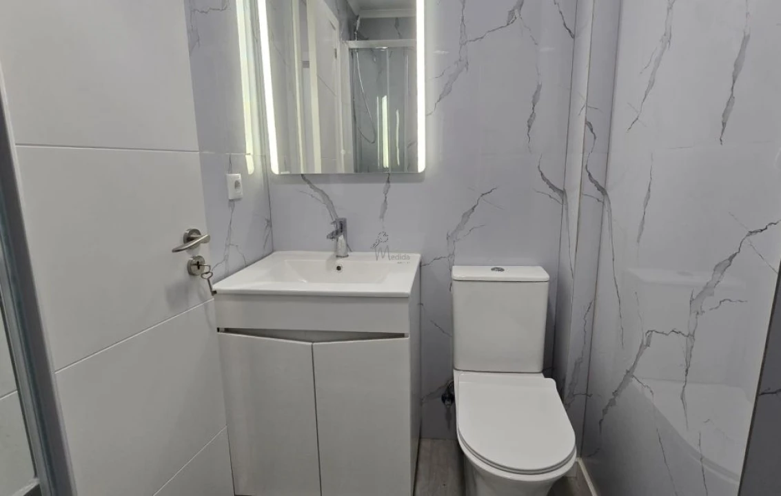 Apartamento T2 para Venda em Benfica Foto 24