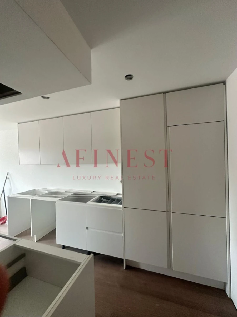 Apartamento T1 para Venda em Carnaxide e Queijas Foto 5
