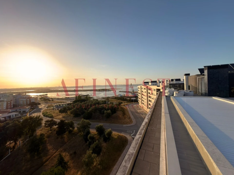 Apartamento T1 para Venda em Seixal, Arrentela e Aldeia de Paio Pires Foto 1