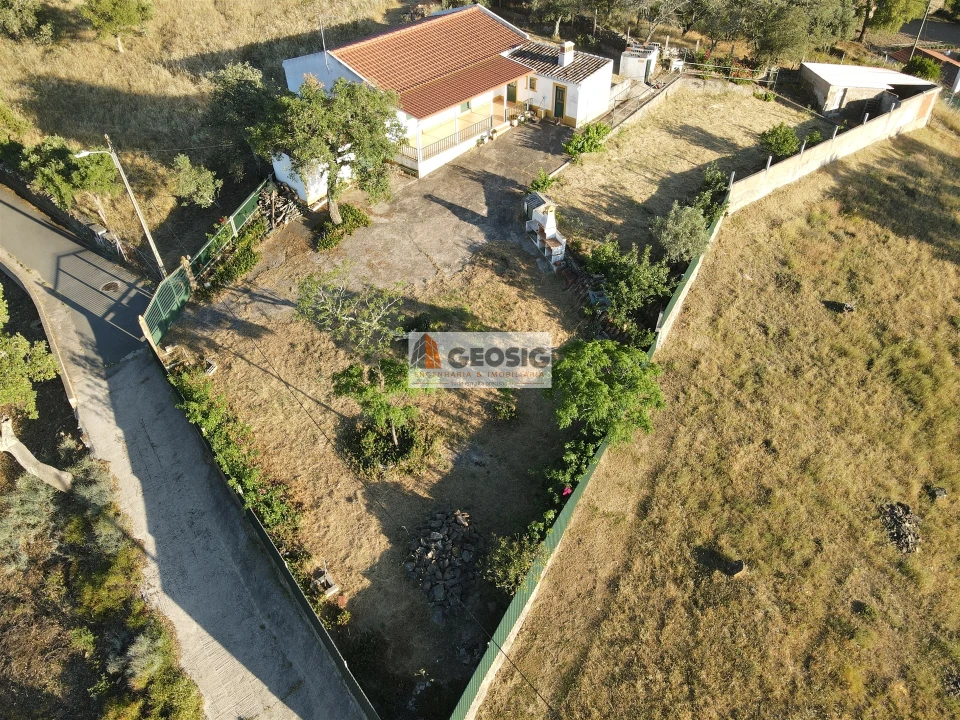 Moradia T4 para Venda em São Barnabe Foto 34