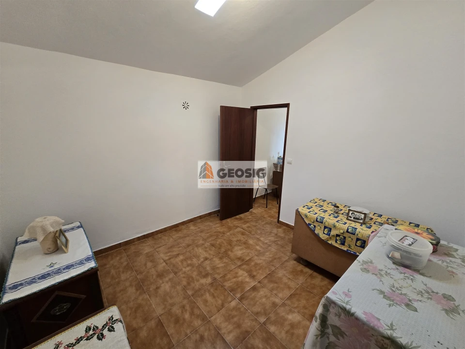 Moradia T4 para Venda em São Barnabe Foto 18