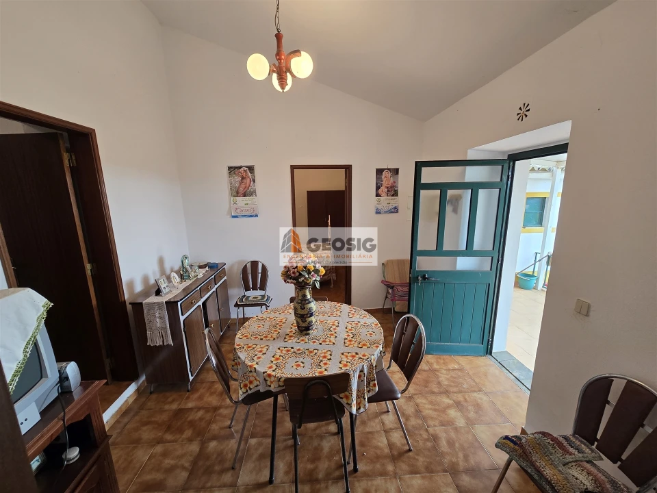 Moradia T4 para Venda em São Barnabe Foto 6