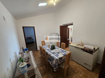 Moradia T4 para Venda em São Barnabe
