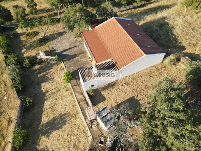 Moradia T4 para Venda em São Barnabe Foto 36