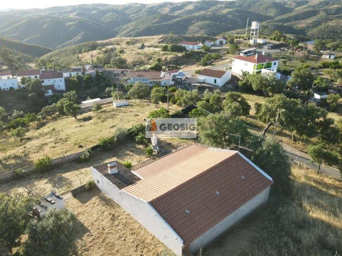 Moradia T4 para Venda em São Barnabe Foto 37