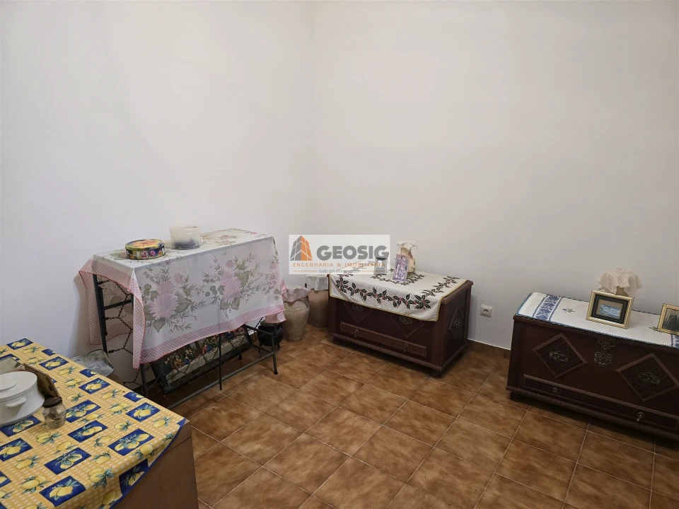 Moradia T4 para Venda em São Barnabe Foto 17