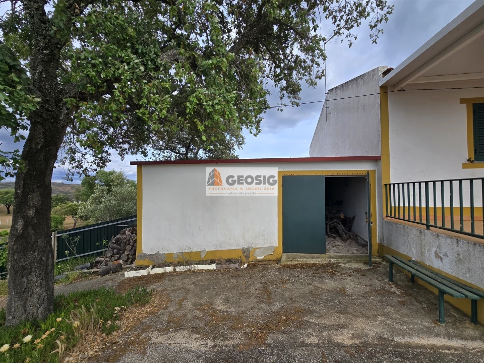 Moradia T4 para Venda em São Barnabe Foto 23