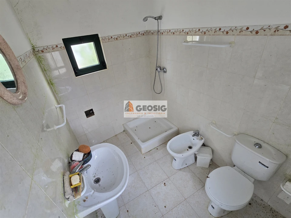 Moradia T4 para Venda em São Barnabe Foto 22