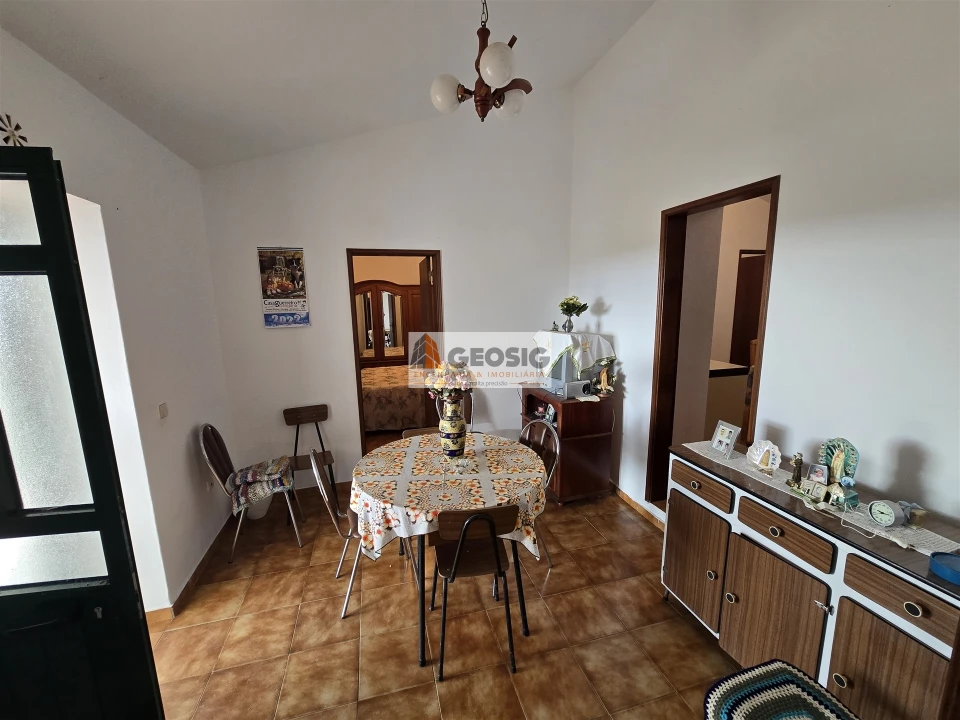 Moradia T4 para Venda em São Barnabe Foto 9