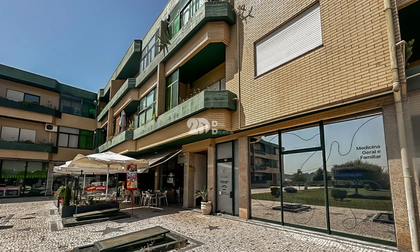 Apartamento T2 para Venda em Esmeriz e Cabeçudos Foto 3