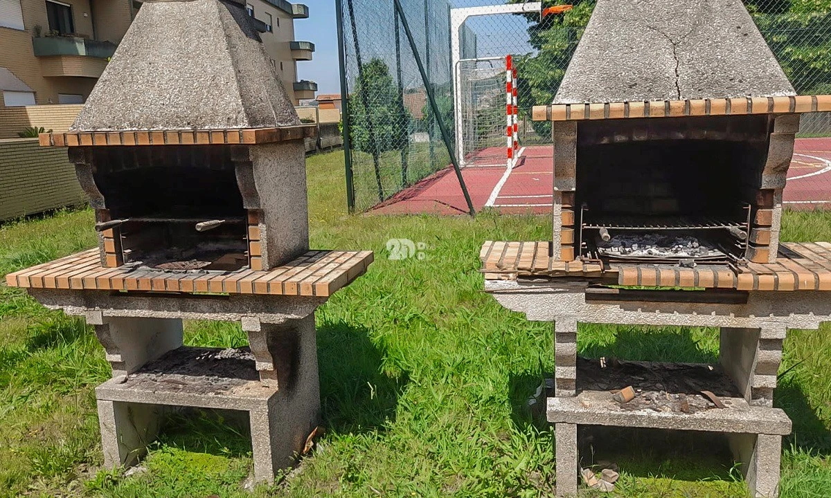 Apartamento T2 para Venda em Esmeriz e Cabeçudos Foto 12