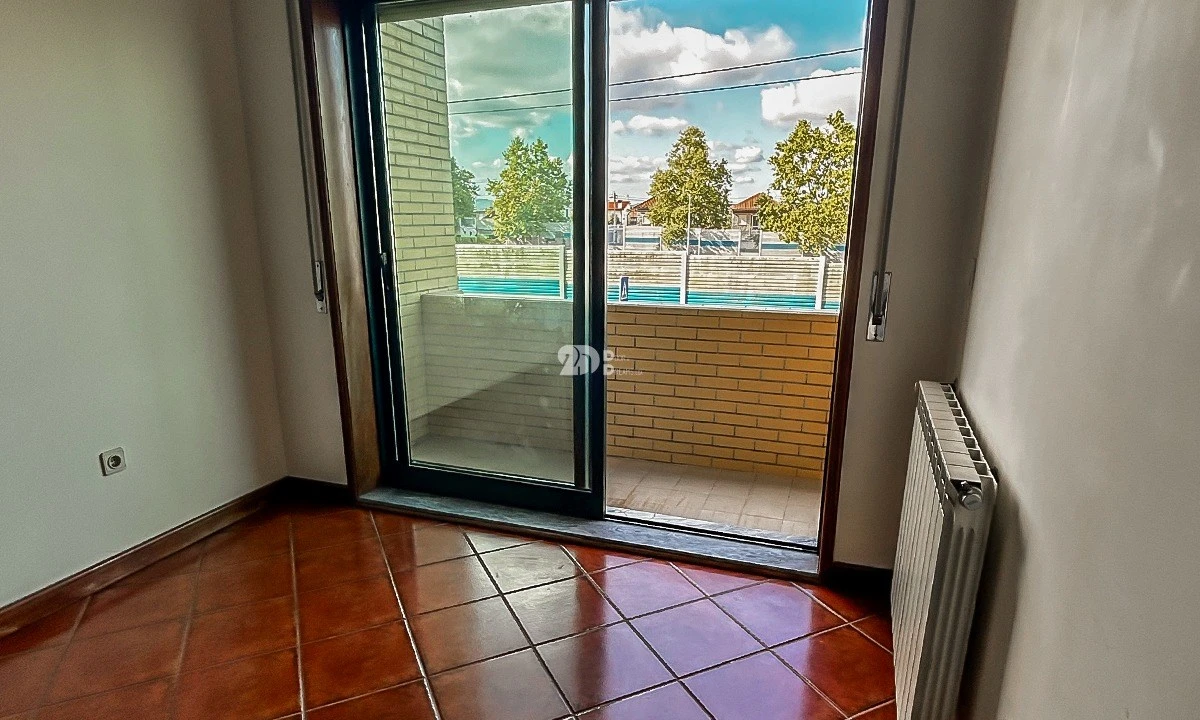 Apartamento T2 para Venda em Esmeriz e Cabeçudos Foto 6