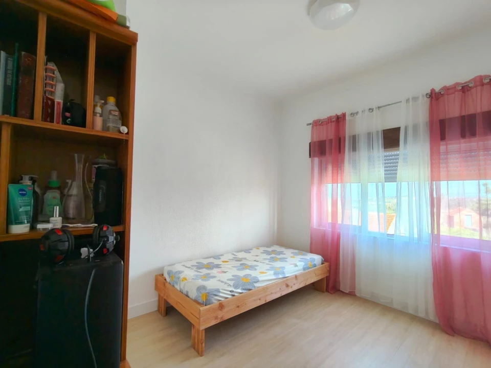 Moradia T7 para Venda em Espite Foto 18