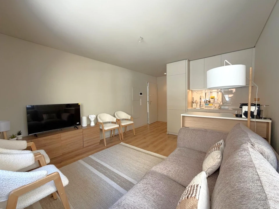 Apartamento T1 para Arrendamento em Cedofeita, Santo Ildefonso, Sé, Miragaia, São Nicolau e Vitória Foto 6