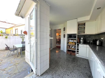 Moradia T3 para Venda em Aldoar, Foz do Douro e Nevogilde