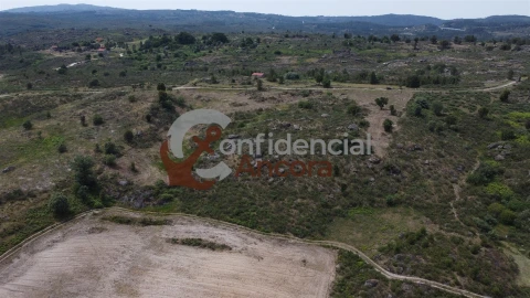 Quinta T0 para Venda em Vila Franca da Serra