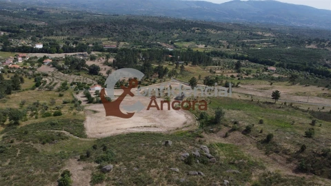 Quinta T0 para Venda em Vila Franca da Serra