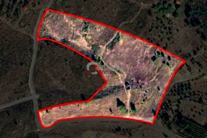 Quinta T0 para Venda em Vila Franca da Serra