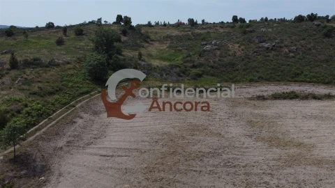 Quinta T0 para Venda em Vila Franca da Serra