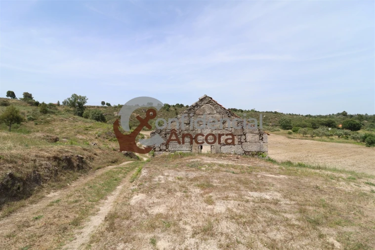 Quinta T0 para Venda em Vila Franca da Serra Foto 32
