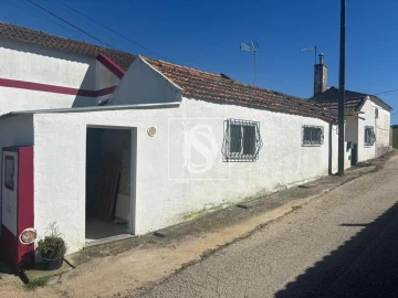 Moradia T2 para Venda em Carnota
