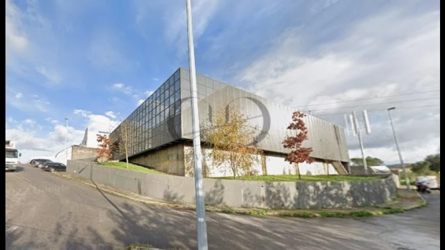 Armazém para Venda em Gandra