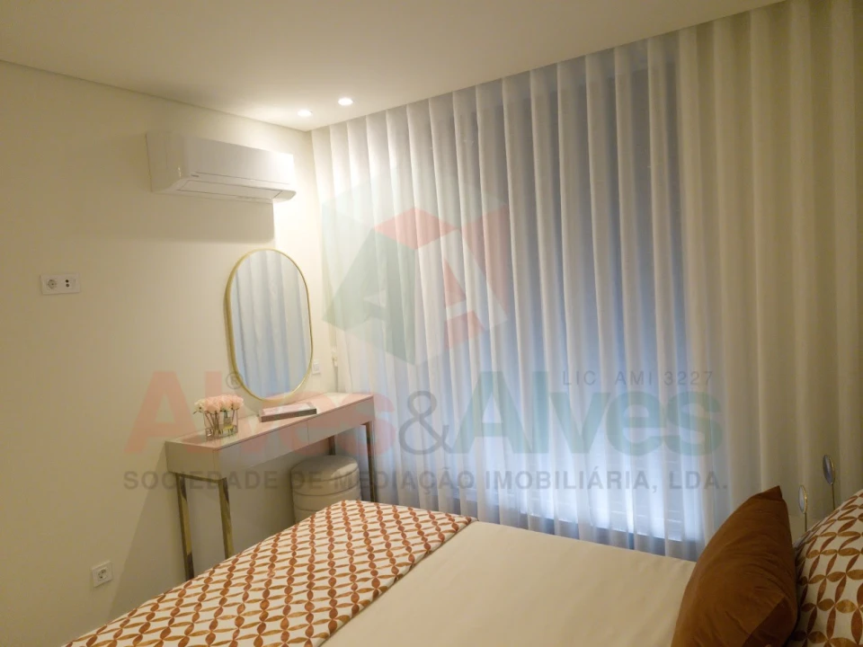 Apartamento T2 para Venda em Cidade da Maia Foto 8