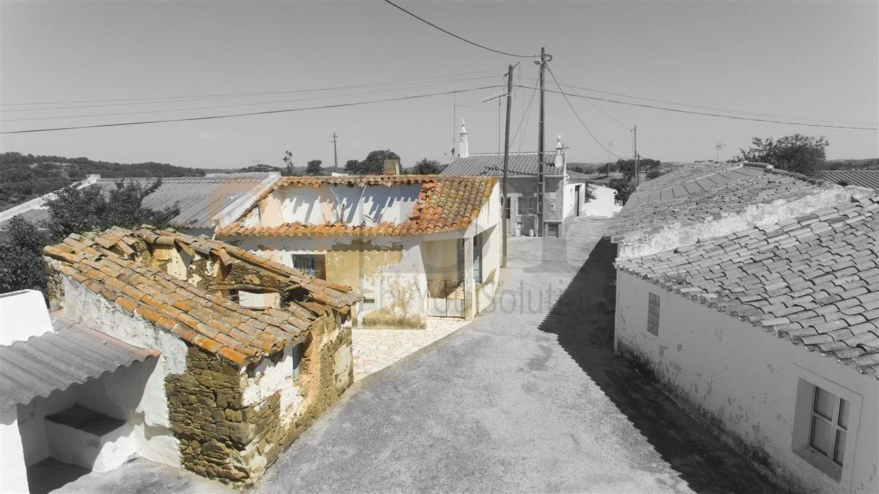Moradia para Venda em Martim Longo Foto 14