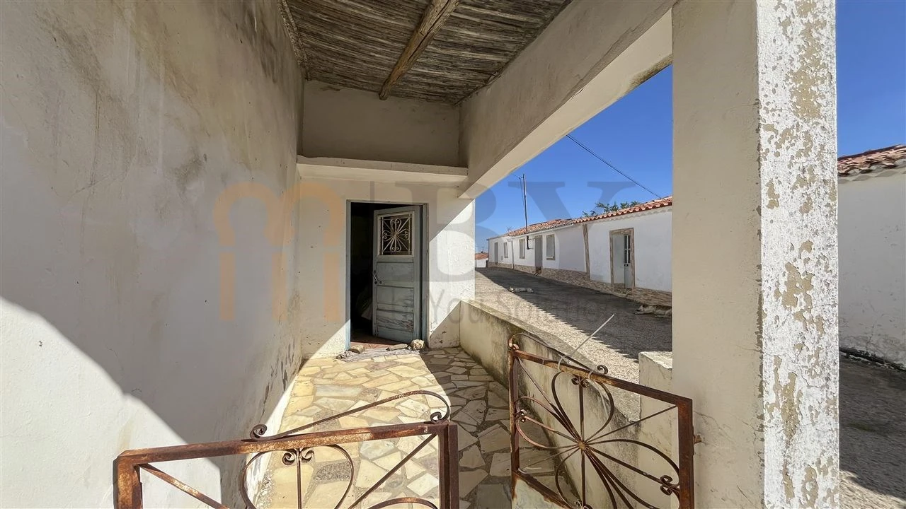 Moradia para Venda em Martim Longo Foto 4