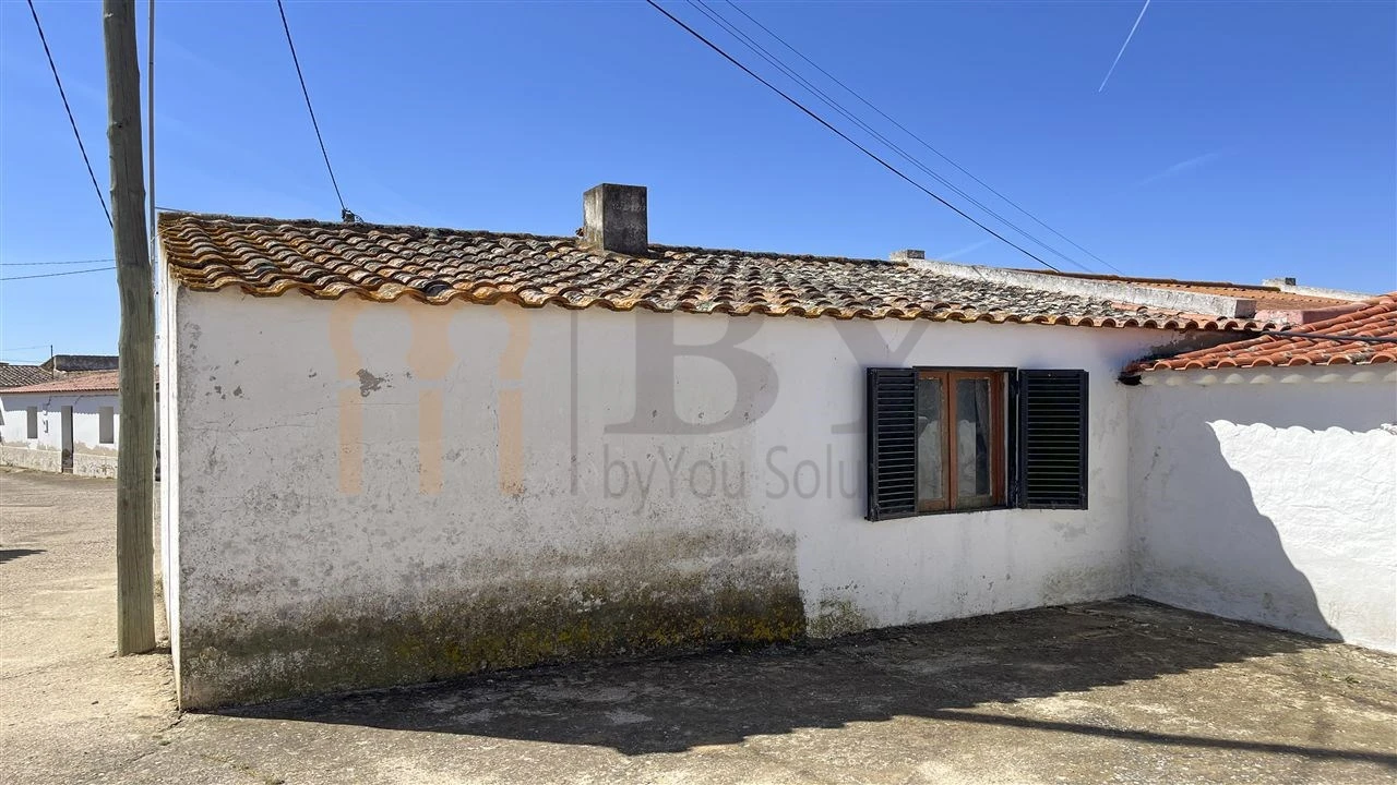 Moradia para Venda em Martim Longo Foto 8
