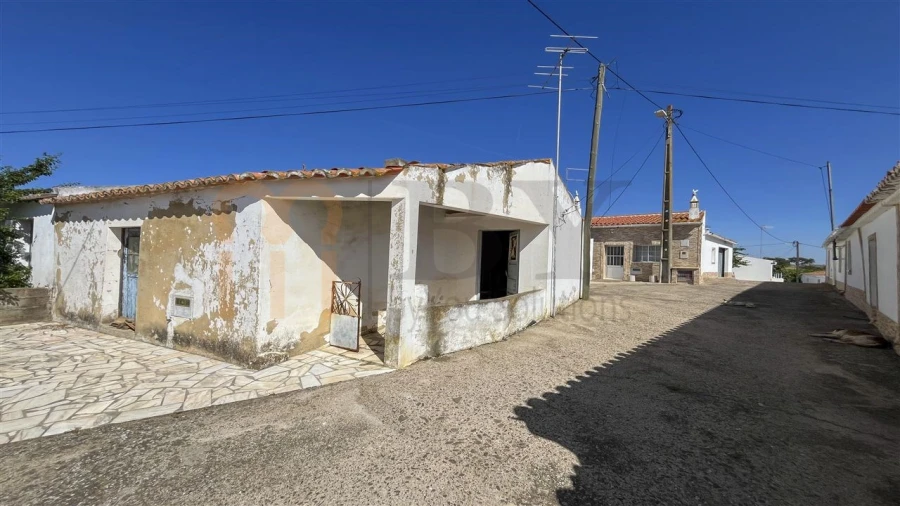 Moradia para Venda em Martim Longo Foto 3
