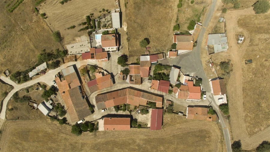 Moradia para Venda em Martim Longo Foto 17