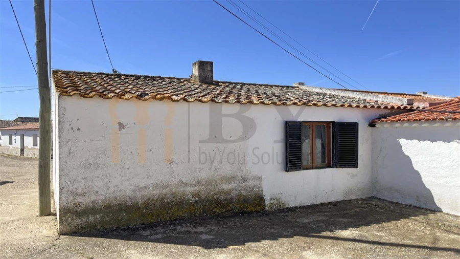 Moradia para Venda em Martim Longo Foto 8