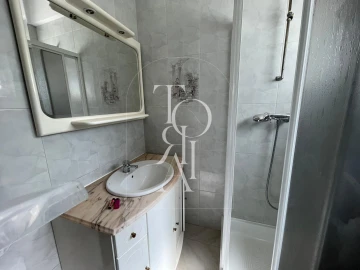 Apartamento T2 para Venda em Carnaxide e Queijas
