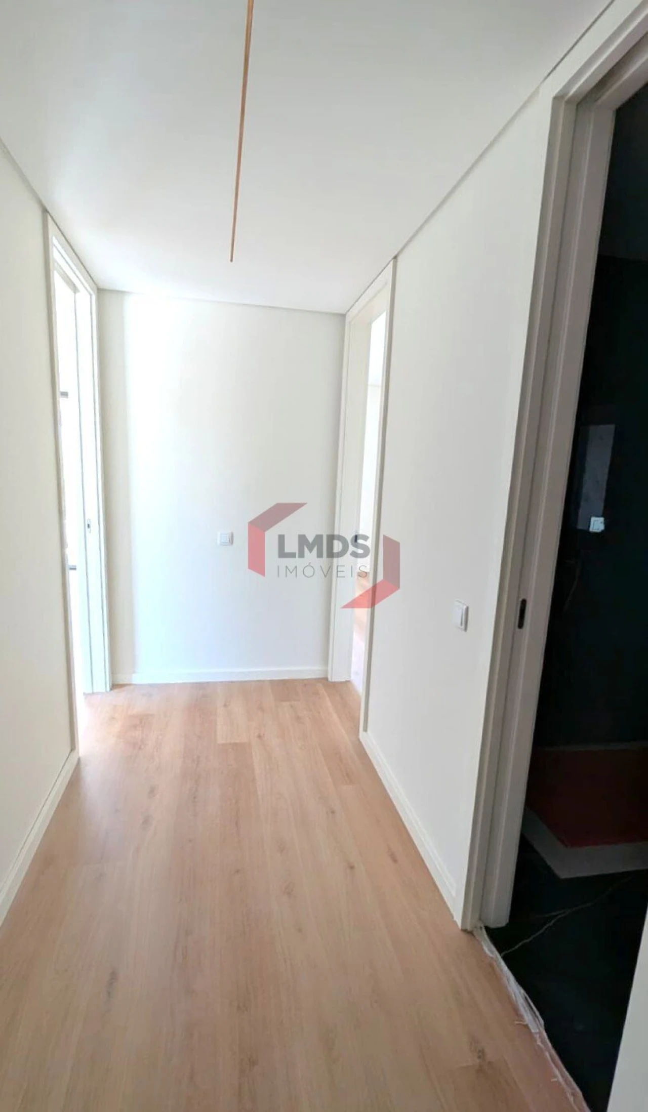 Apartamento T1 para Venda em Ramalde Foto 6