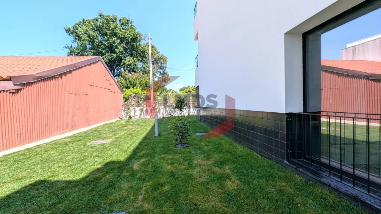Apartamento T1 para Venda em Ramalde Foto 13