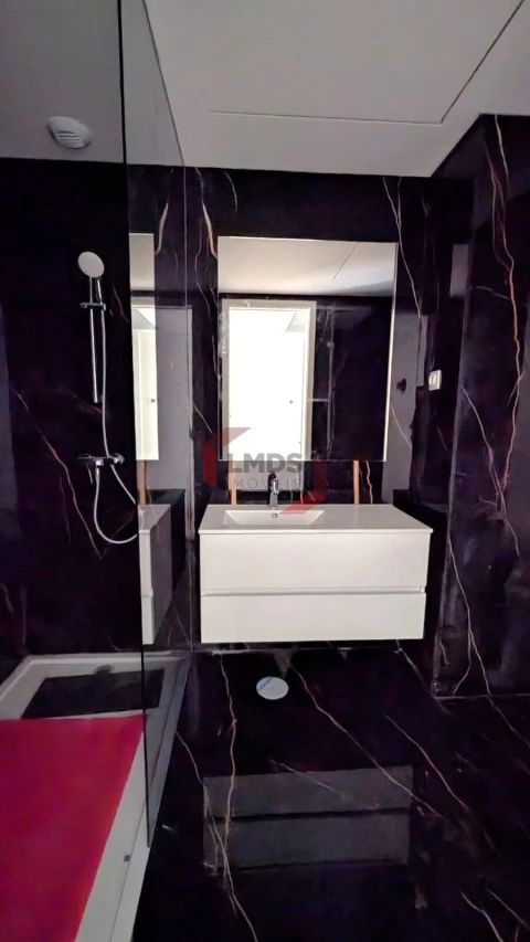 Apartamento T1 para Venda em Ramalde
