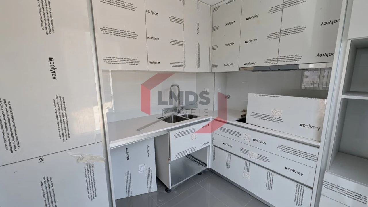 Apartamento T1 para Venda em Ramalde Foto 7
