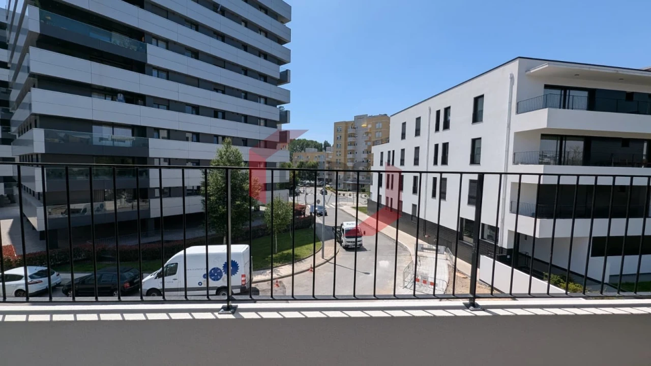 Apartamento T1 para Venda em Ramalde Foto 5