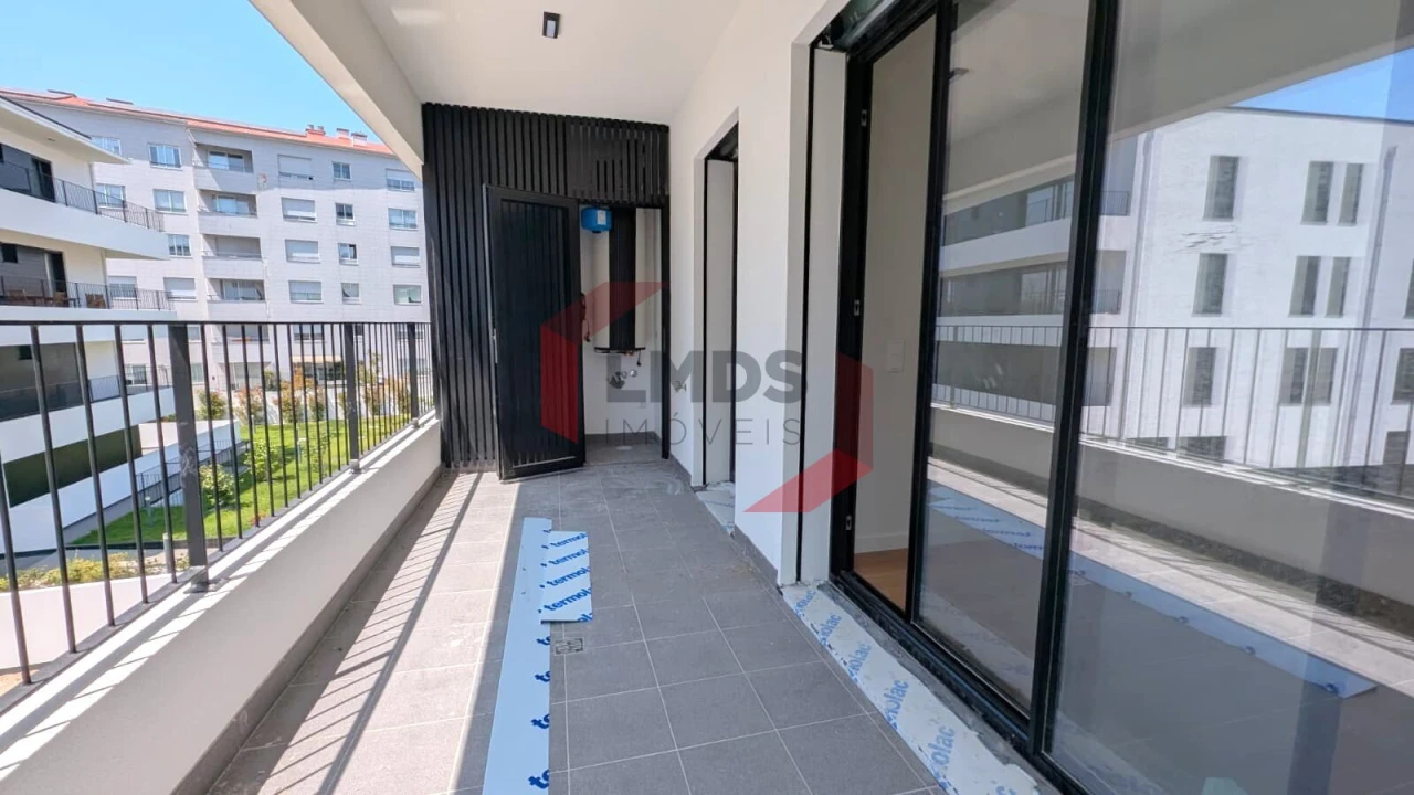 Apartamento T1 para Venda em Ramalde Foto 1