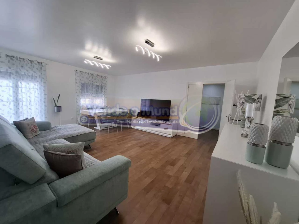Apartamento T2 para Venda em Salvaterra de Magos e Foros de Salvaterra Foto 1